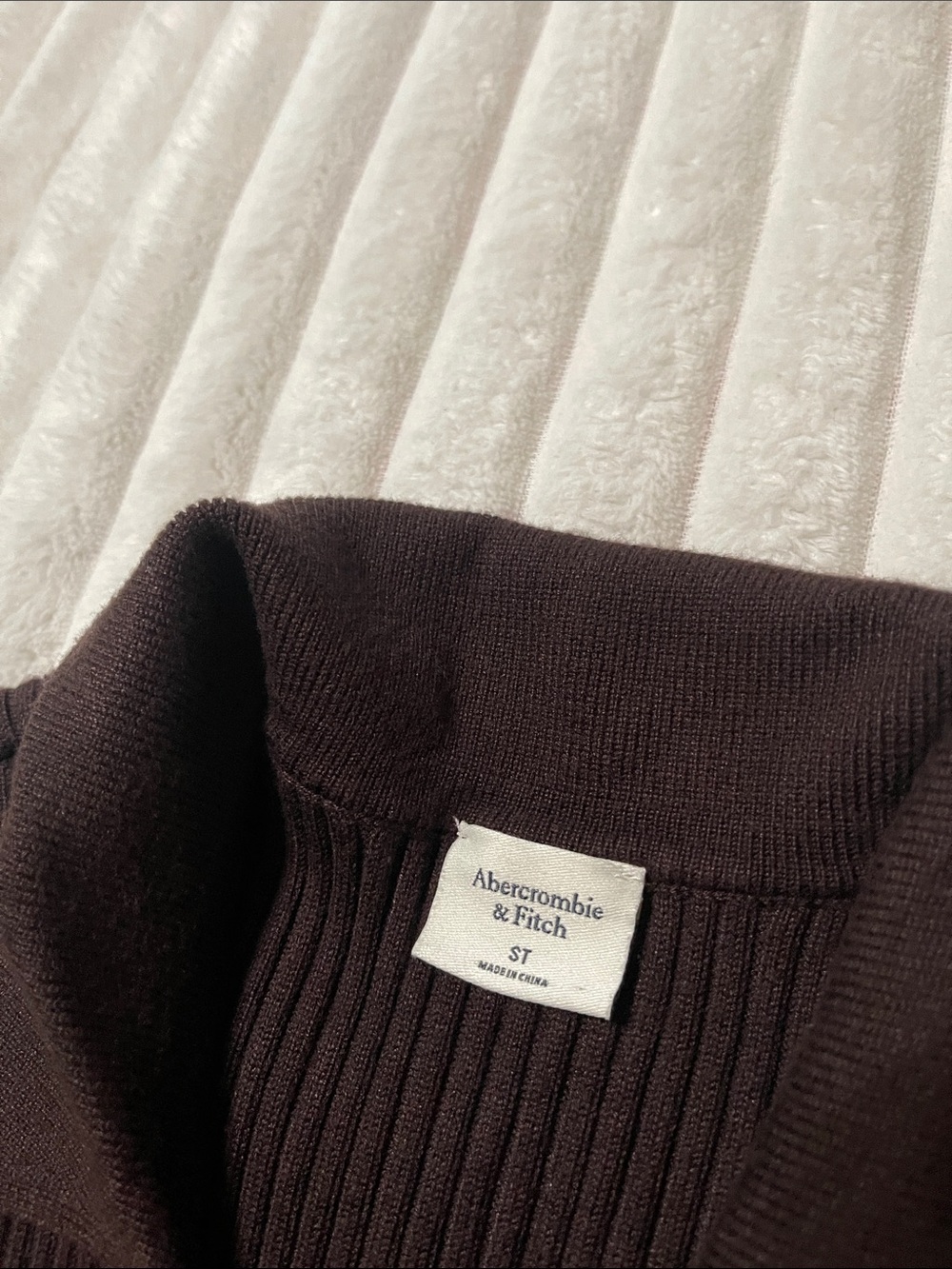 Abercrombie & Fitch Long Ribbed Maxi Dress in Dark Brown | Size Small TALL - Picture 6 of 8